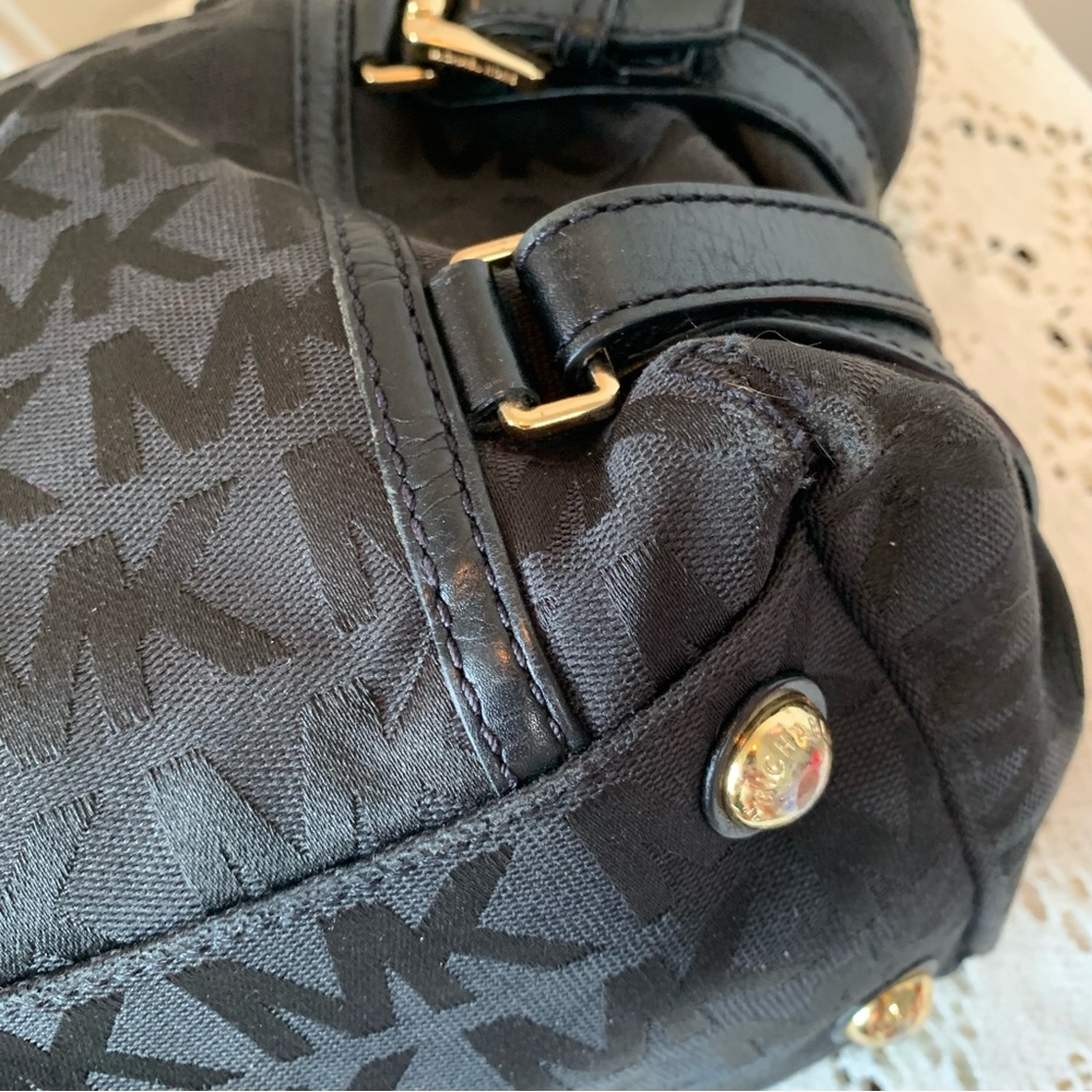 πSALEπ Michael Kors Gansevoort Tote Bag - Picture 14 of 16